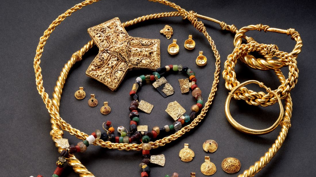 What are Viking Hoards and What Can We Learn from Them? – Norse and ...